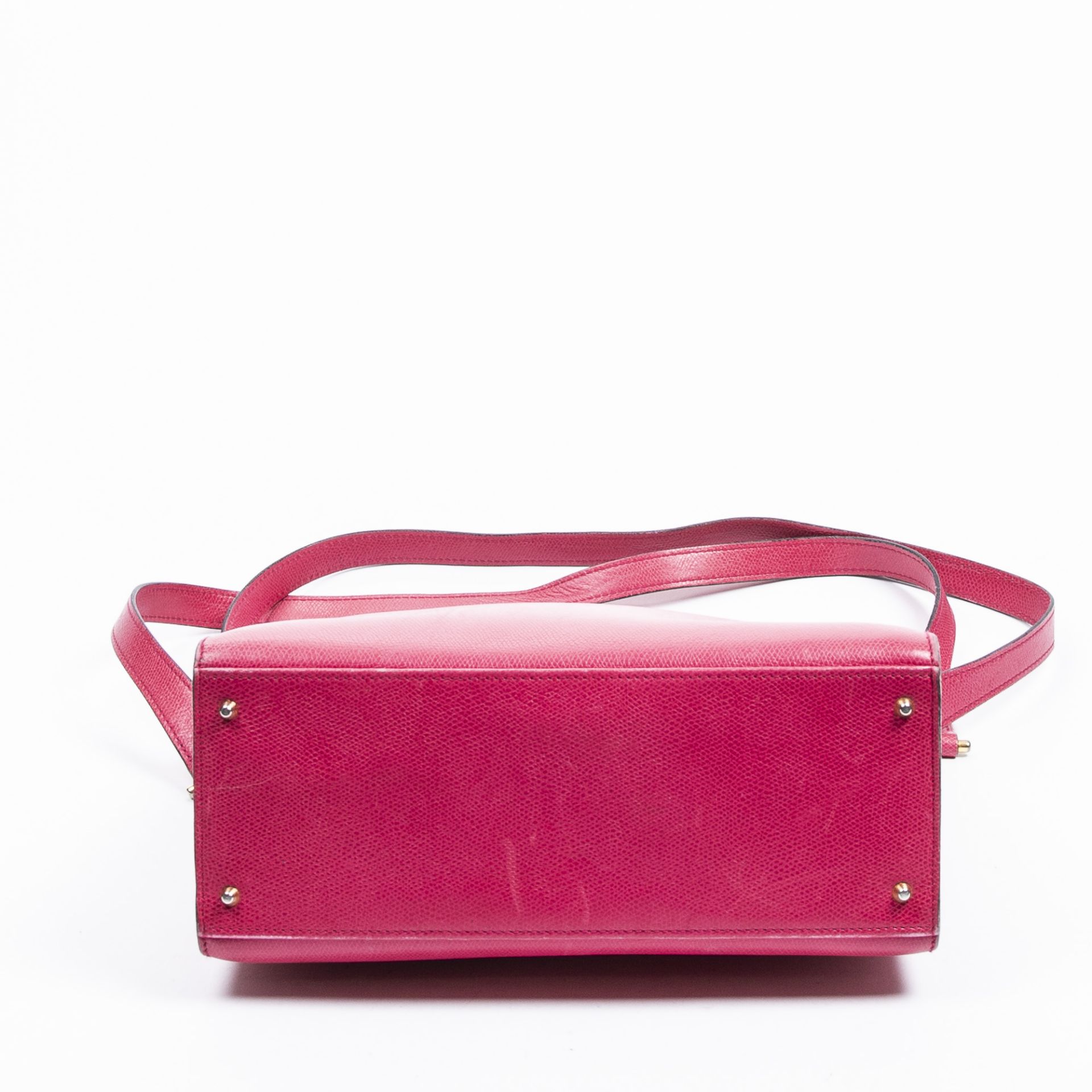 RRP £700 A Pink Celine Vintage Chain Shoulder Bag Calf Leather Grained Leather 27*27*10cm 27*27*10cm - Image 6 of 10