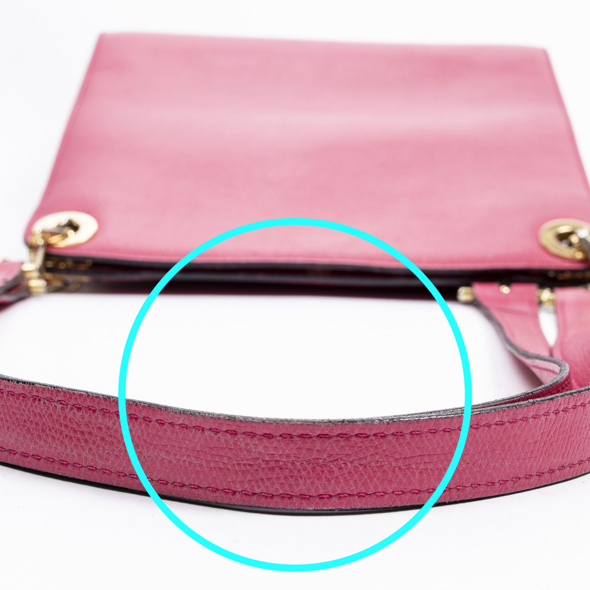 RRP £700 A Pink Celine Vintage Chain Shoulder Bag Calf Leather Grained Leather 27*27*10cm 27*27*10cm - Image 8 of 10