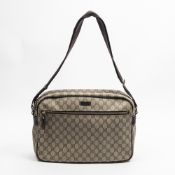 RRP £1,600.00 Lot To Contain 1 Gucci Coated Canvas Large Messenger Bag Shoulder Bag In Beige/Ebony -