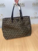 RRP £1100 FENDI ZUCCA TOTE BAG AAM2794 (Condition Reports Available On Request – All Items Are