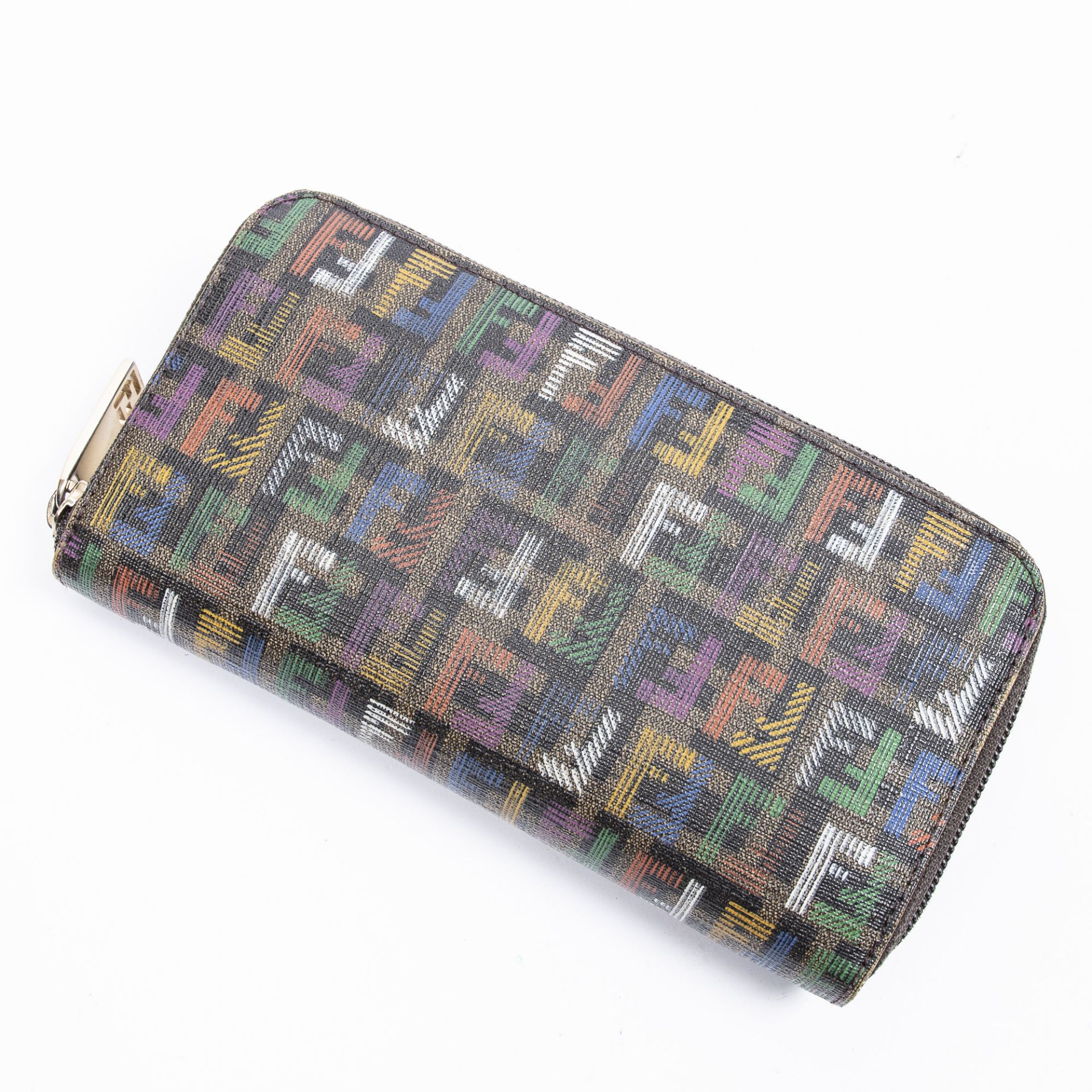RRP £475.00 Lot To Contain 1 Fendi Coated Canvas Zip Around Wallet In Black/Multicolour - 18,5*10* - Image 2 of 3