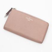 RRP £780.00 Lot To Contain 1 Louis Vuitton Calf Leather Comette Wallet In Magnolia - 19.5*10.5*2.5cm