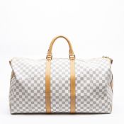 RRP £1,300.00 Lot To Contain 1 Louis Vuitton Coated Canvas Keepall Bandouliere Shoulder Bag In Ivory