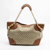 RRP £1,000.00 Lot To Contain 1 Gucci Canvas Maui Tote Shoulder Bag In Beige/Tan - 36*30*17cm - A -