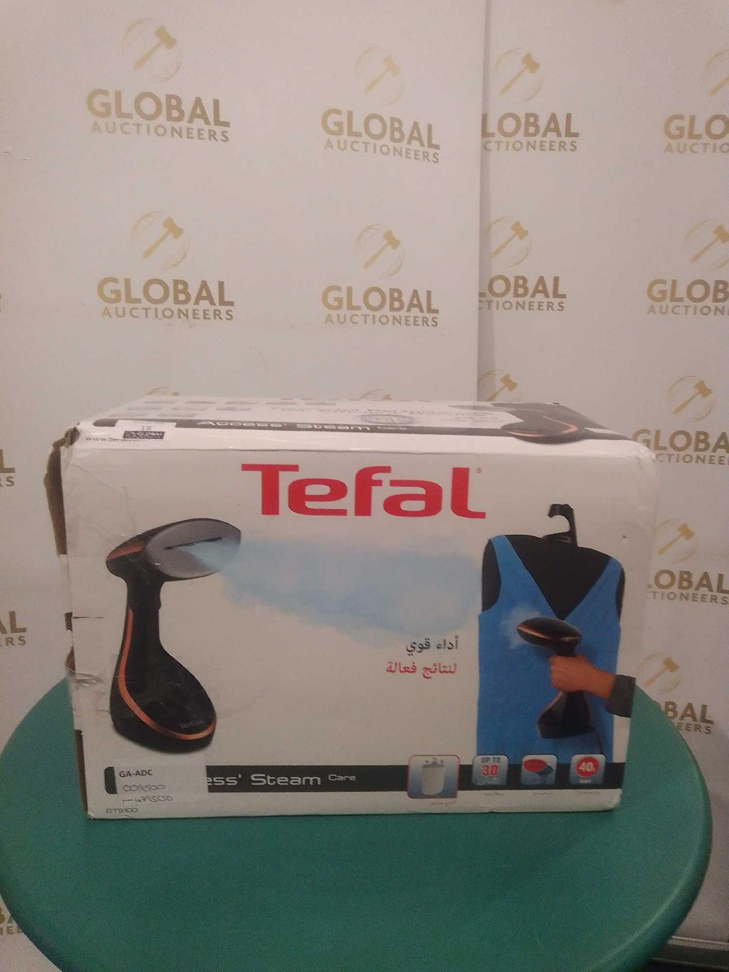 RRP £100 Lot To Contain X1 Boxed Tefal Steam Cleaner
