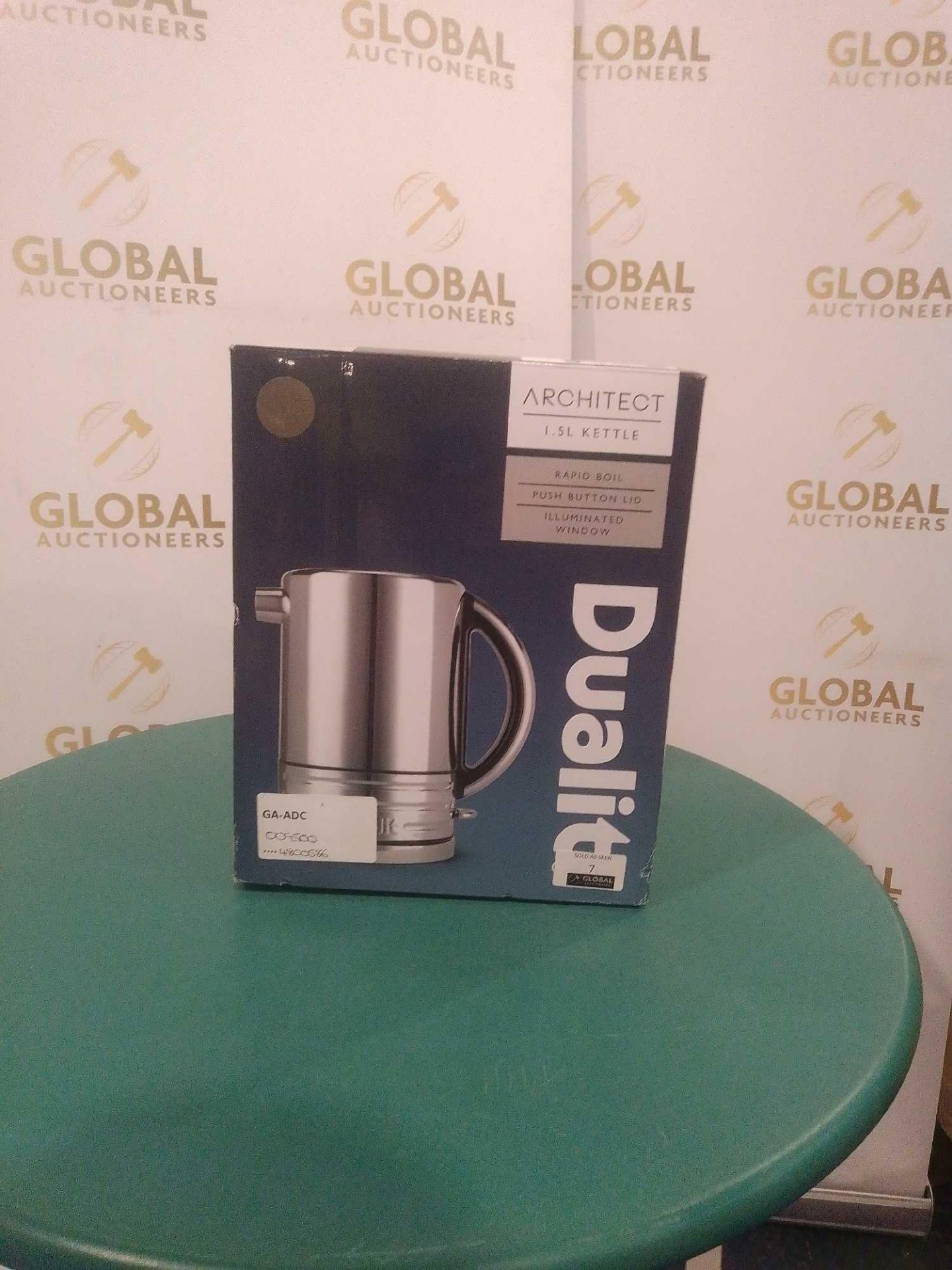 RRP £100 Lot To Contain X1 Boxed Dualit Architect 1.5L Chrome Kettle - Image 2 of 2