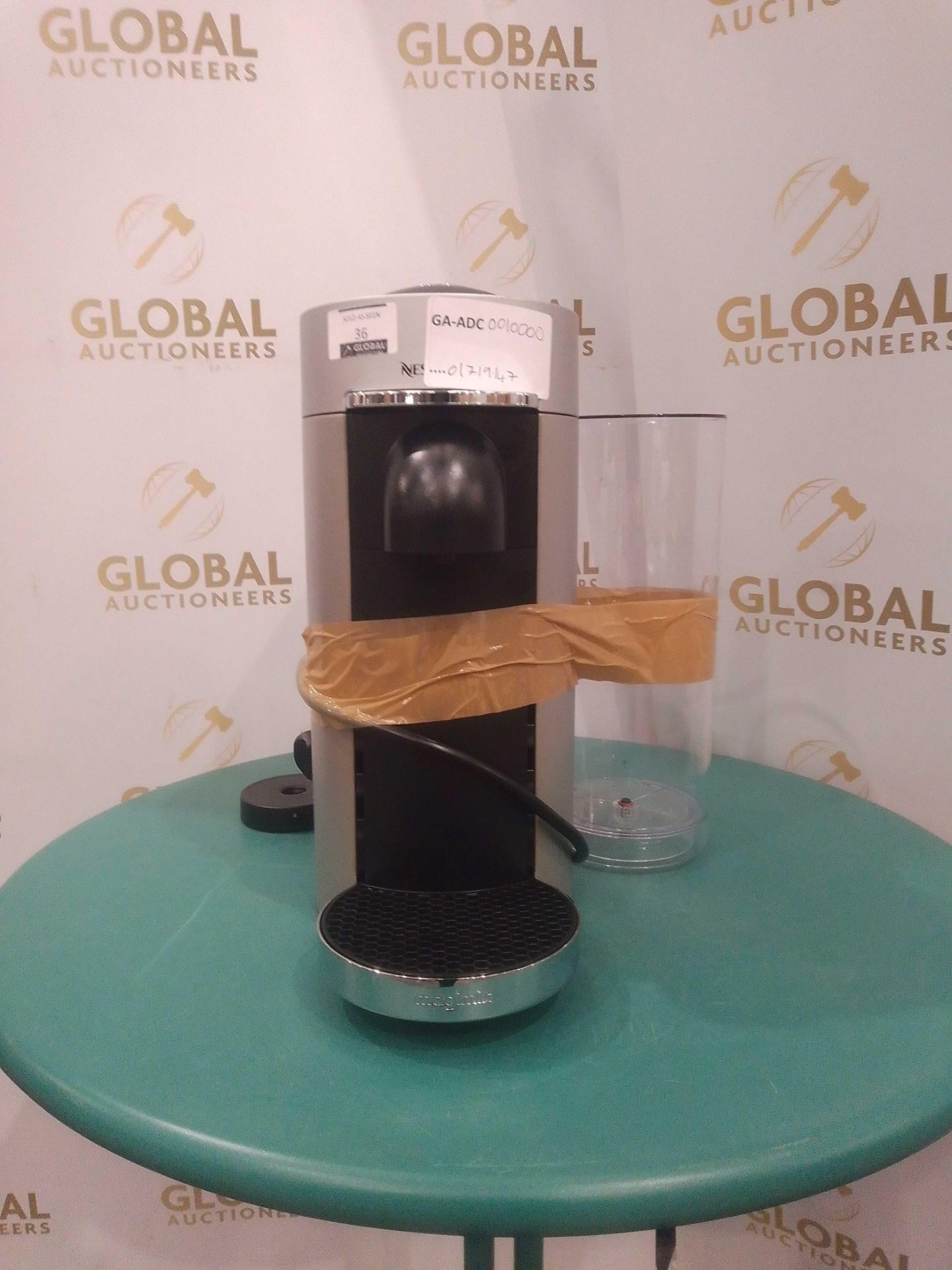 RRP £100 Nespresso Magimix Coffee Machine - Image 2 of 2