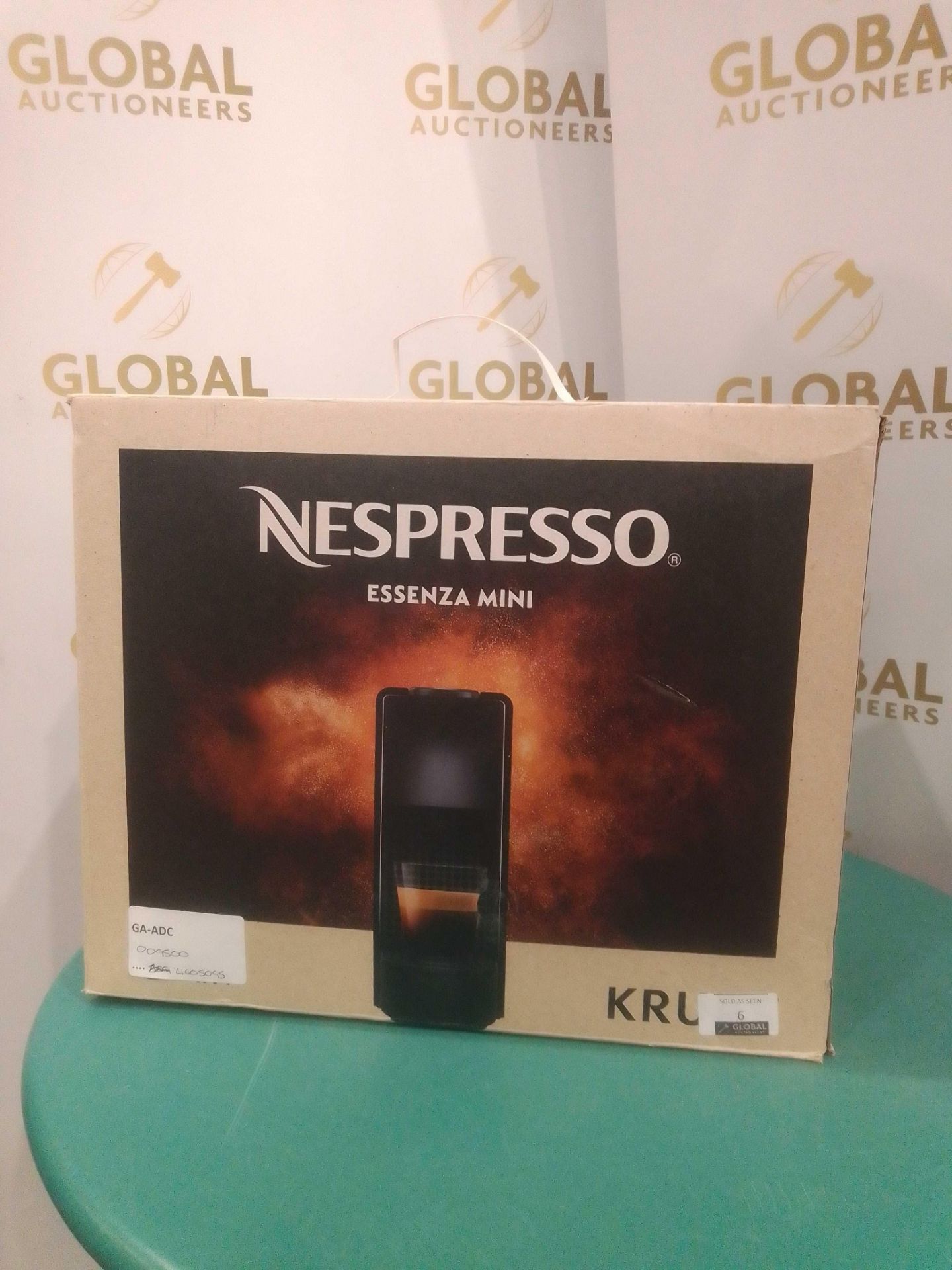 RRP £100 Boxed Nespresso Essenza Mini Krups Coffee Machine - Image 2 of 2