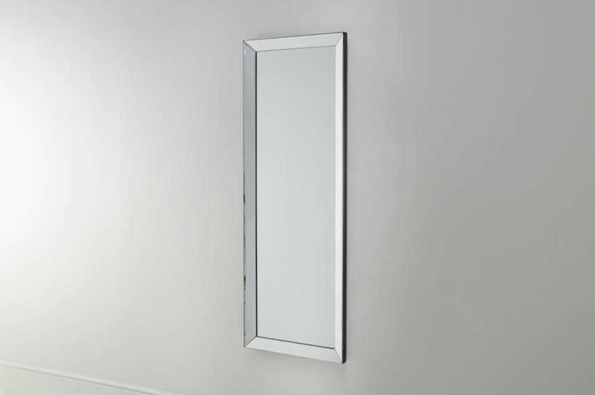 RRP £200 Boxed Large Wall Mounted Mirror With Mirror Frame (Sp)