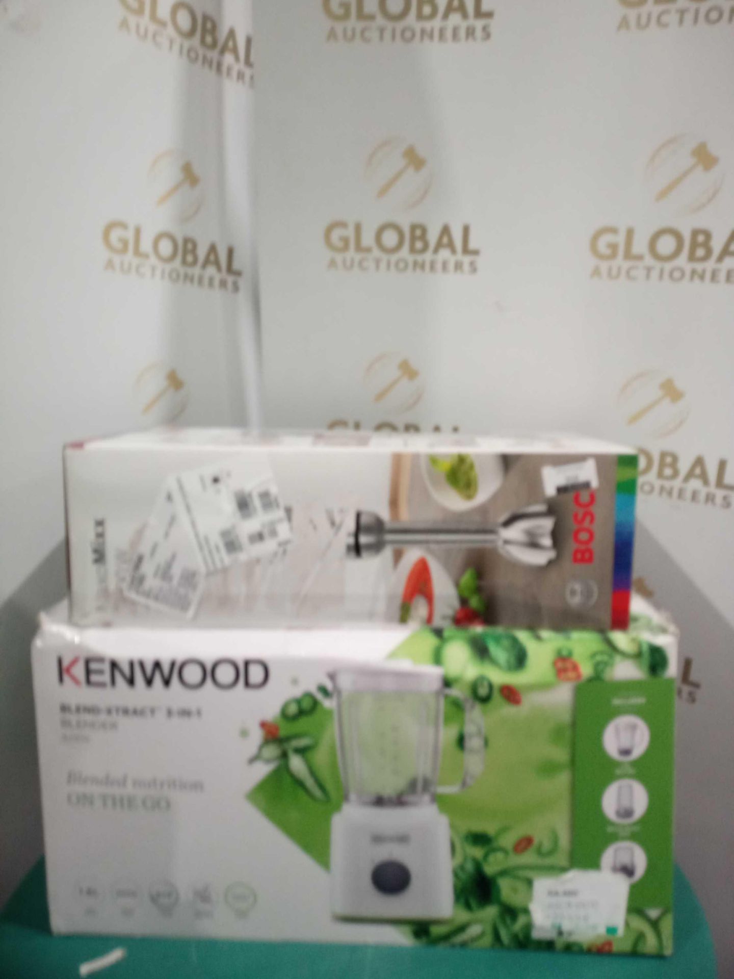 RRP £130 Lot To Contain X2 Items, Bosch Hand Blender, Kenwood 3In1 Blender - Image 3 of 3