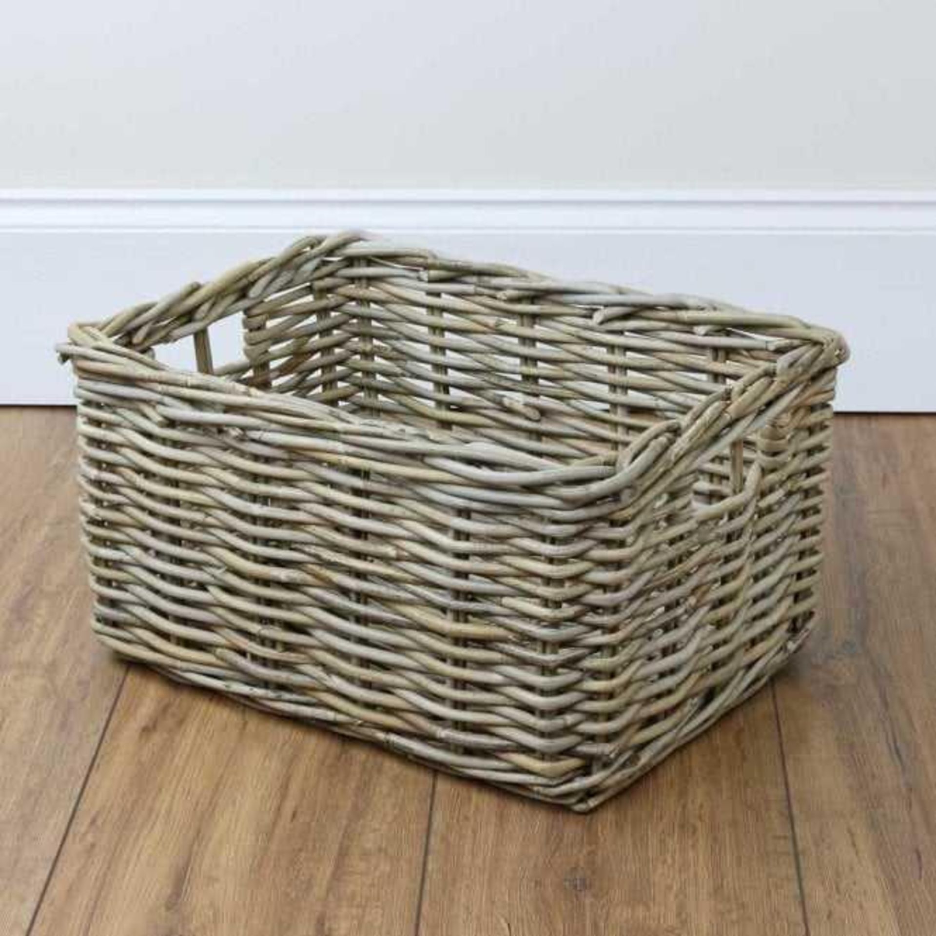 RRP £150 Lot To Contain X4 Baskets, X2 Seagrass Woven Baskets, Woven Rattan Basket, , Woven Seagrass