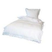 RRP £100 Lot To Contain 3 Assorted Items To Include A Chaska Super King Size Duvet Cover Set, A Chis