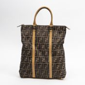 RRP £945.00 Lot To Contain 1 Fendi Canvas Tall Zip Tote Handbag In Brown/Tan - 35*36*7cm - A -