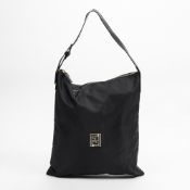 RRP £680.00 Lot To Contain 1 Fendi Canvas Large Zip Tote Shoulder Bag In Black - 41*46*3cm - A -