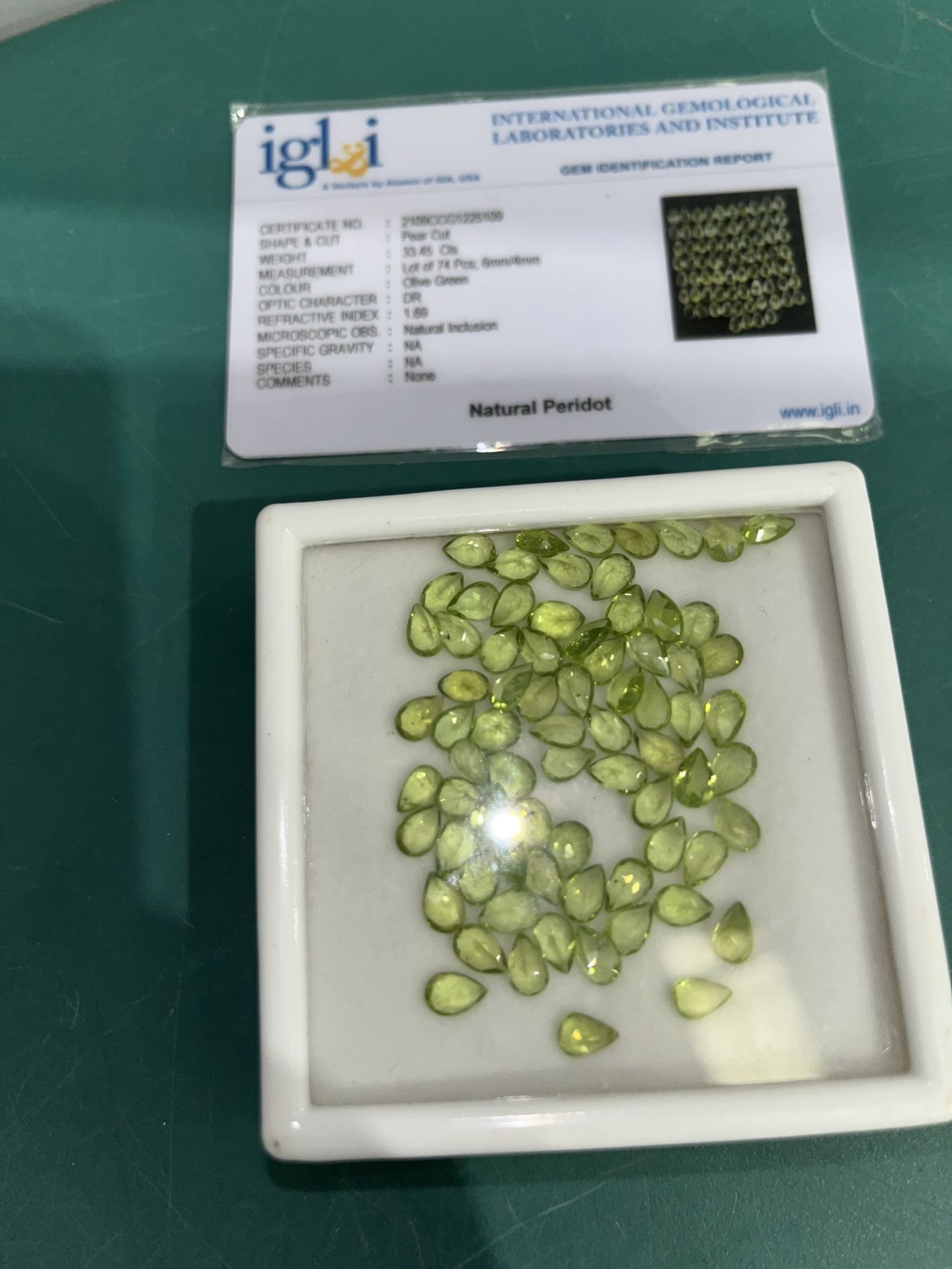 RRP £11,150.89 Natural Peridot (untreated) 33.45 carats- Pear cut, medium slightly yellowish Green v - Image 2 of 3