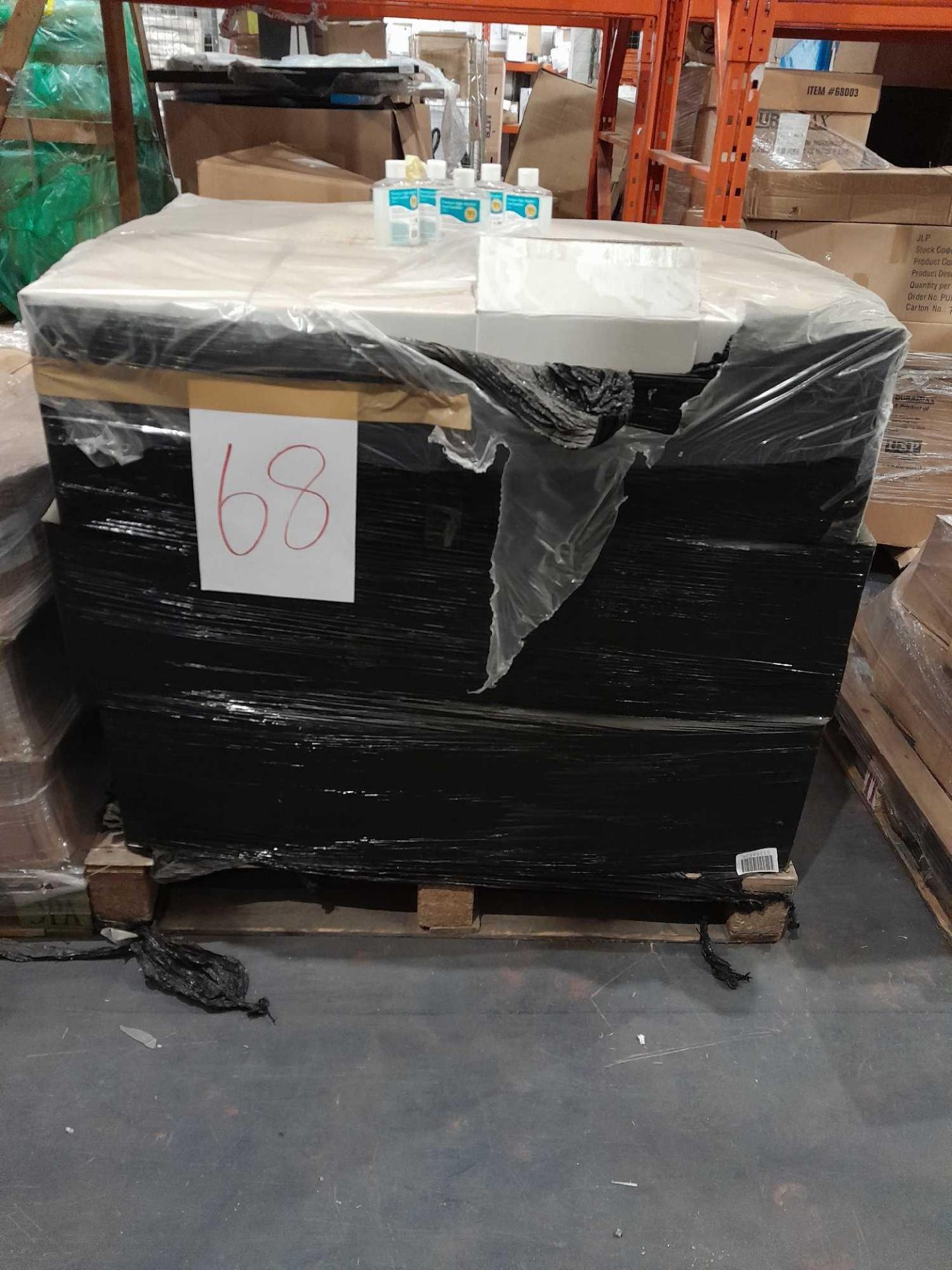 RRP £10,000 Pallet To Contain 60 Boxes Of Hand Sanitisers. (21Per Box)(Pictures Are For Illustration