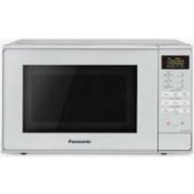 RRP £100 Boxed Panasonic Nn-E28Jmm Silver Microwave Oven
