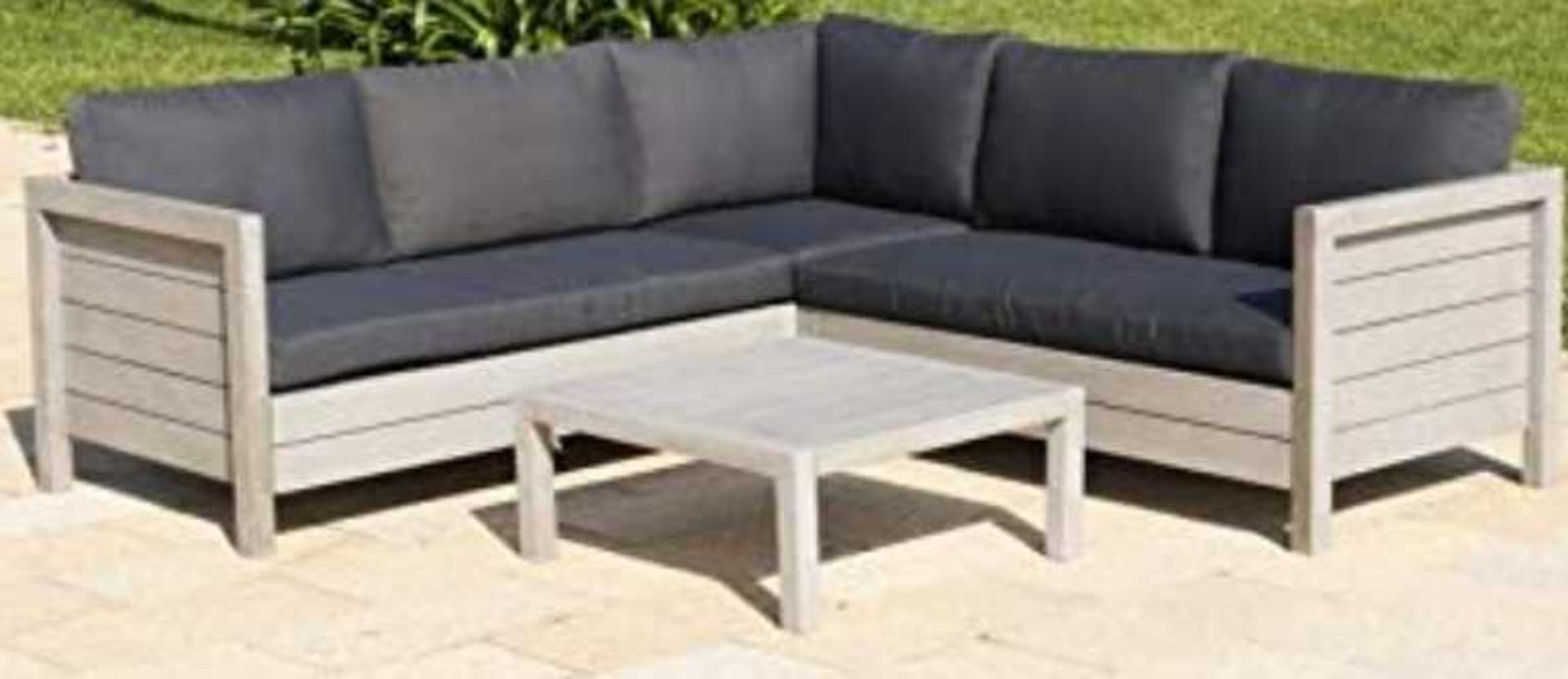 RRP £1300 Boxed Backyard Furniture Lodge - Chunky Fusc Solid Hardwood Grey wash Corner Lounge Set Wi - Image 4 of 4
