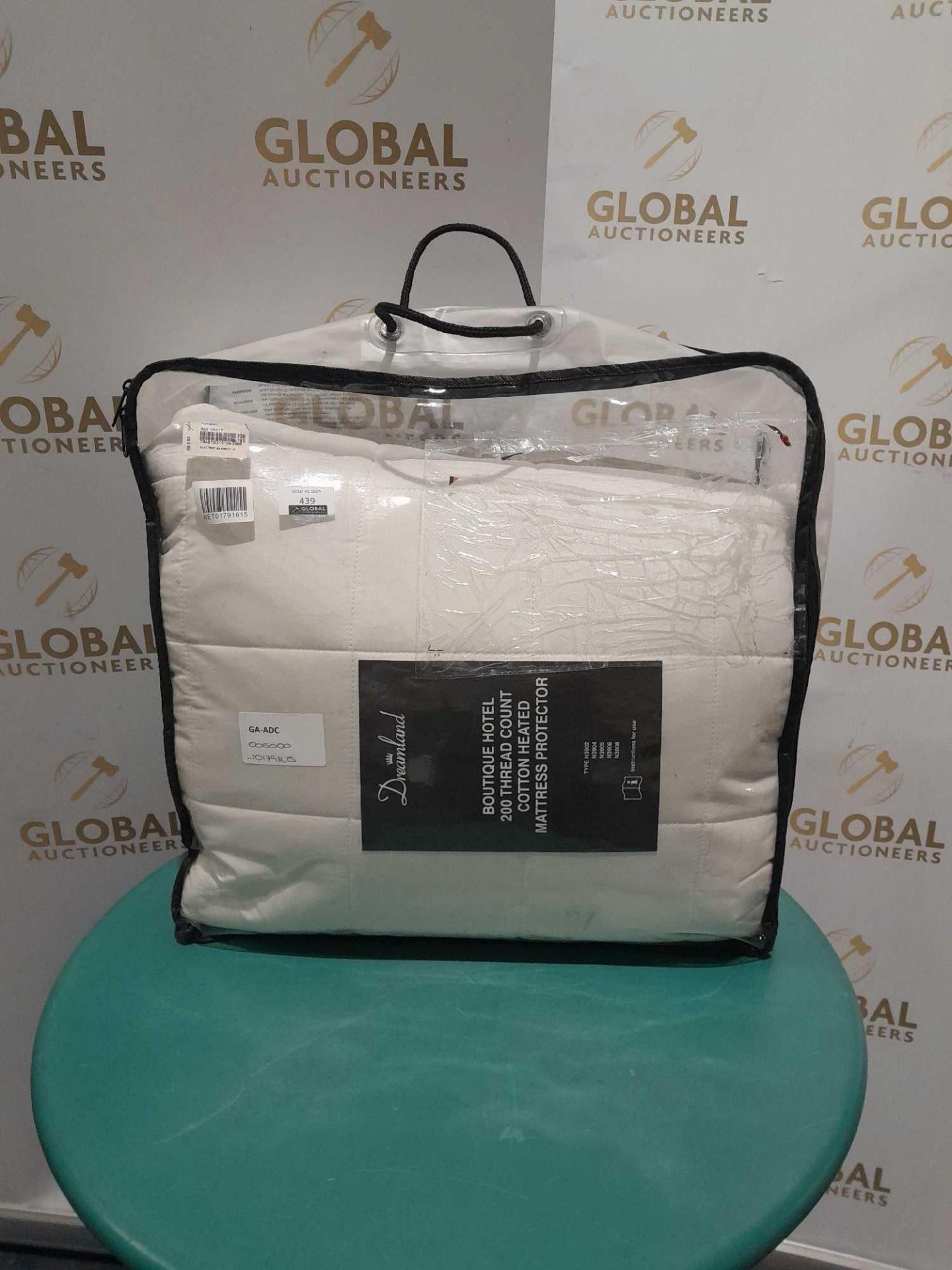 RRP £80 Bagged Dreamland Cotton Heated Mattress - Image 3 of 4