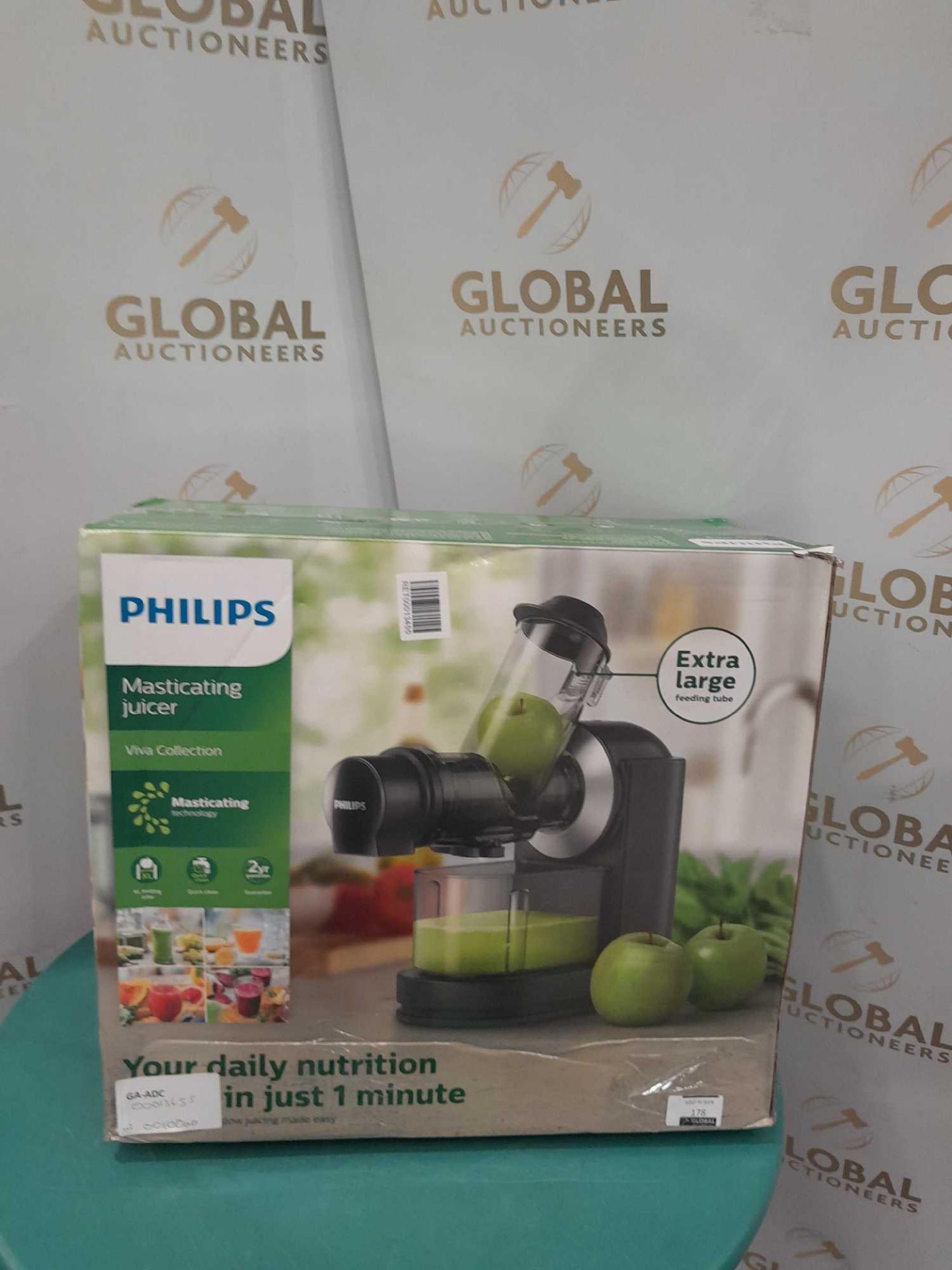 RRP £100 Boxed Philips Viva Collection Masticating Juicer - Image 2 of 2