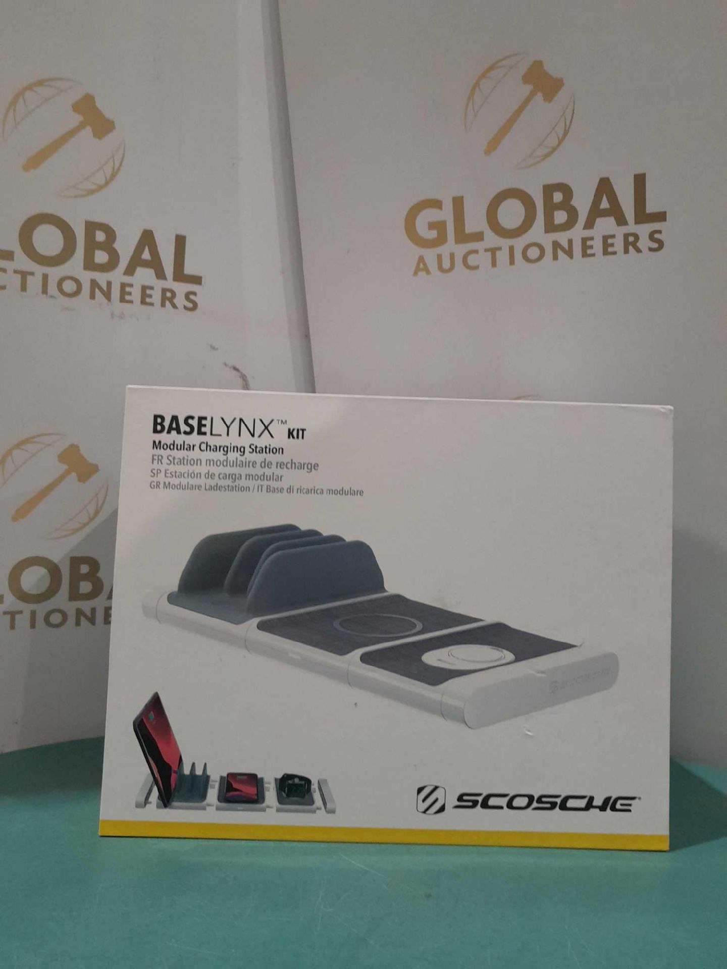 RRP £140 Boxed Scosche Baselynx Modular Charging Station