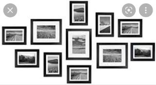 RRP £100 Boxed Gallery City Set 11 Mounted Frames