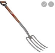 RRP £100 Lot To Contain 3 Falcon Garden Rakes