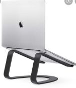 RRP £100 Boxed Twelvesouth Curve White Desktop Stand