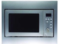 RRP £150 Boxed Essentials 25L Microwave And Grill Oven