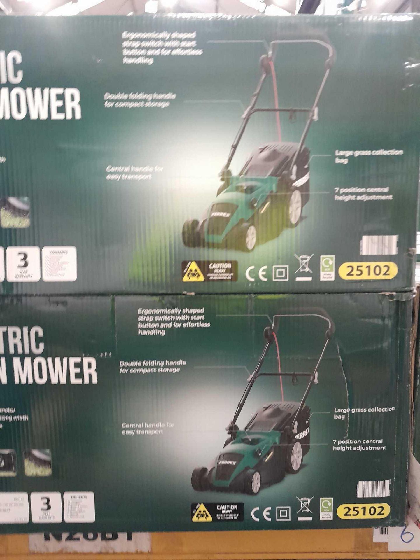 RRP £120 Boxed Ferrex 1800W Electric Lawn Mower - Image 2 of 2