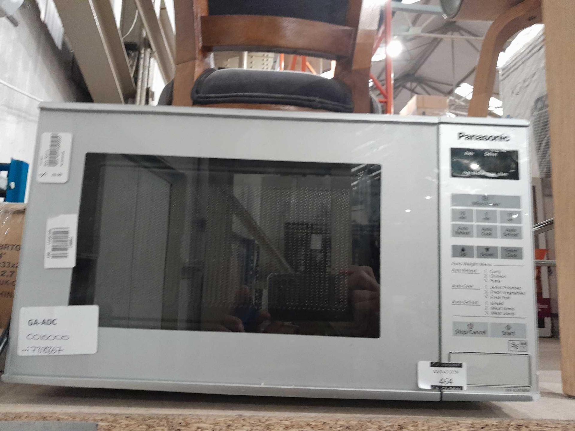 RRP £100 Panasonic Nn-E281Mm Microwave - Image 2 of 2