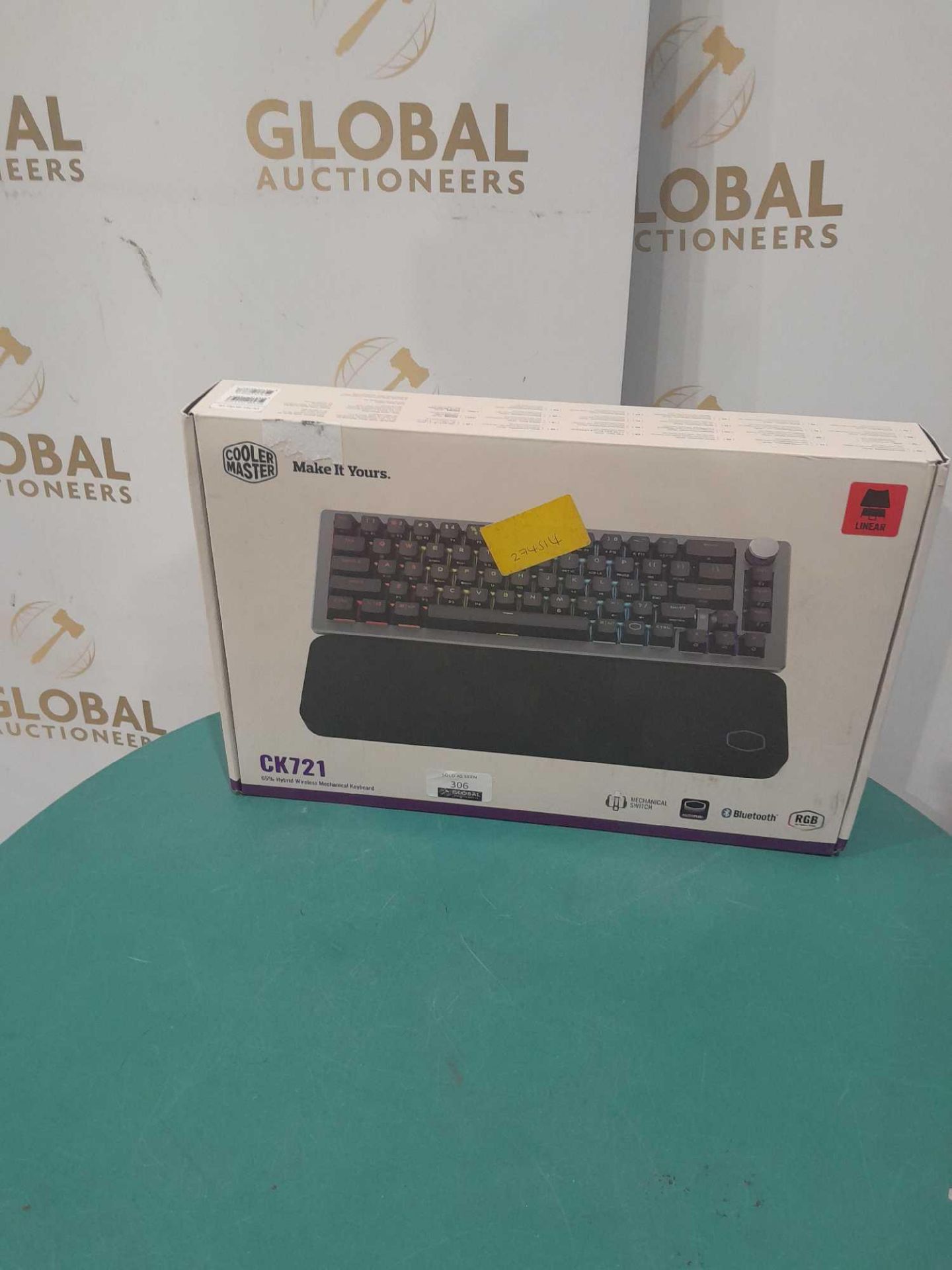 RRP £100 Boxed Cool Master Ck721 Wireless Mechanical Keyboard - Image 2 of 2