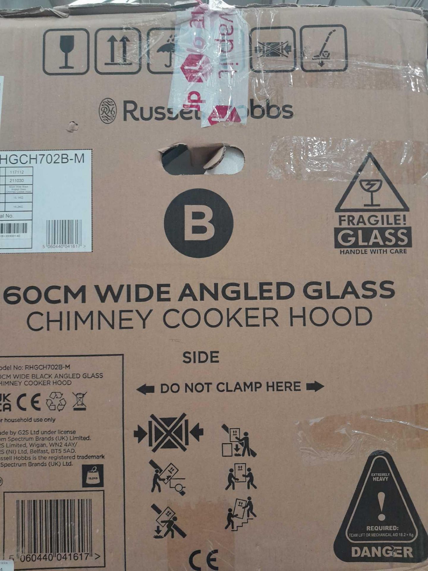 RRP £150 Boxed Russell Hobbs Rhgch702B 60Cm Wide Angled Glass Cooker Hood - Image 2 of 2
