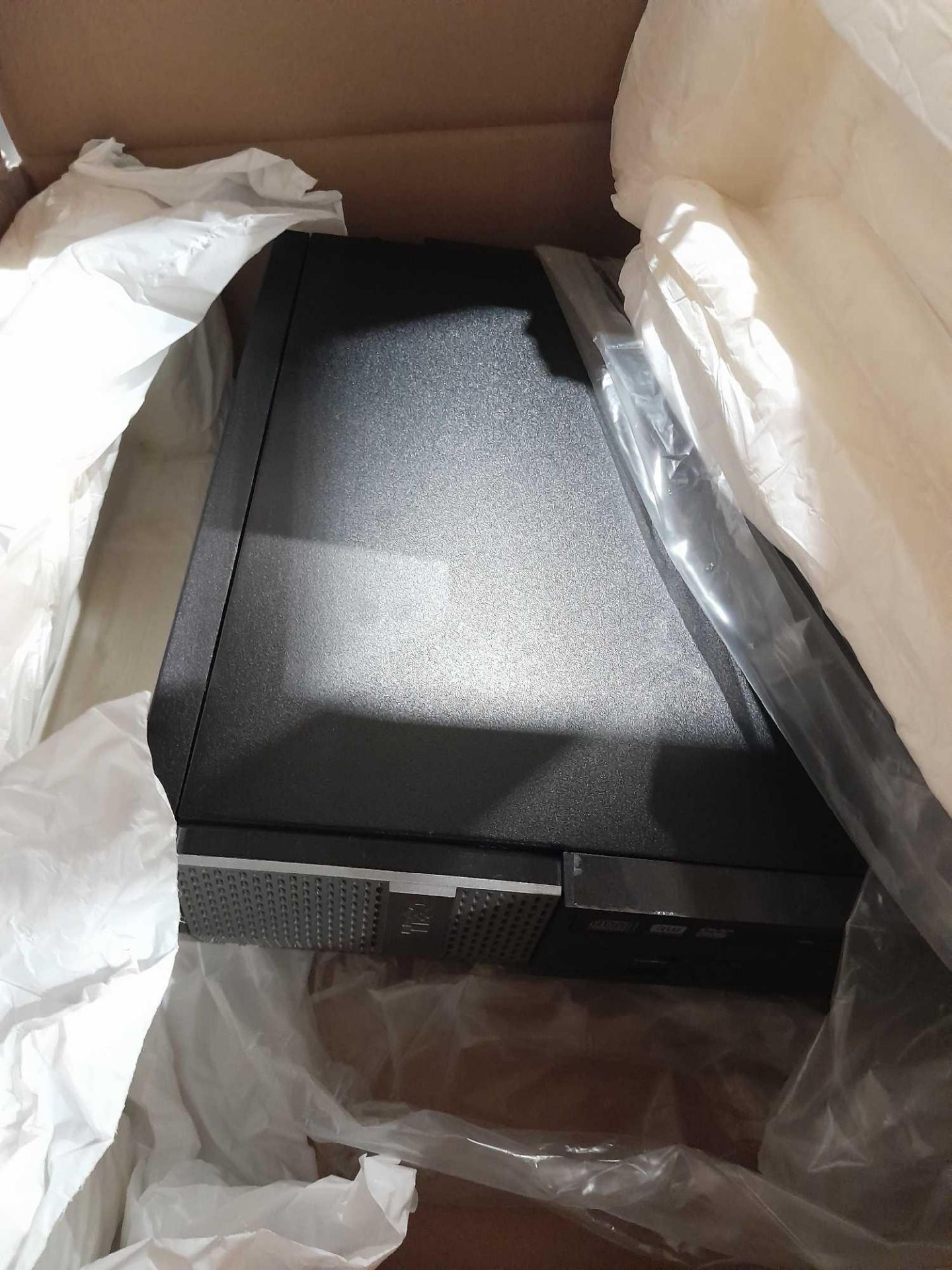 RRP £300 Boxed Dell Pro Windows 8 Computer Monitor