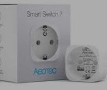 RRP £160 Lot To Contain X3 Boxed Aeotec Smart Switch 7 Plug