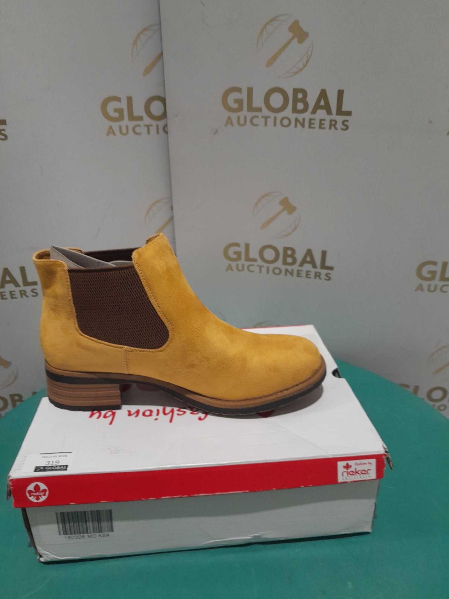 RRP £60 Boxed Pair Of Size 6.5 Chelsea Mustard Ankle Boots - Image 2 of 2