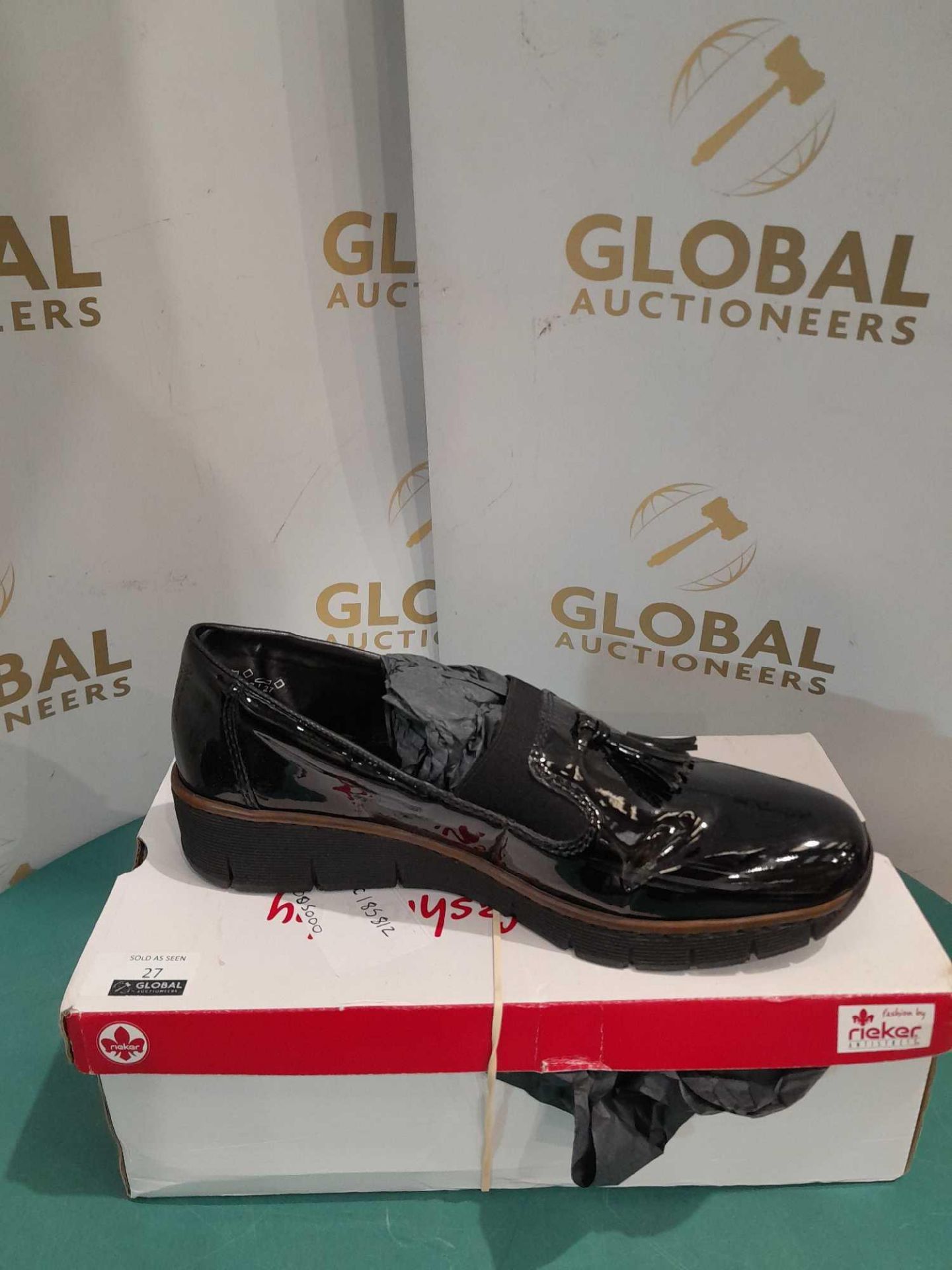 RRP £60 Boxed Pair Of Size 6.5 Rieker Black Slip On Loafers - Image 2 of 2