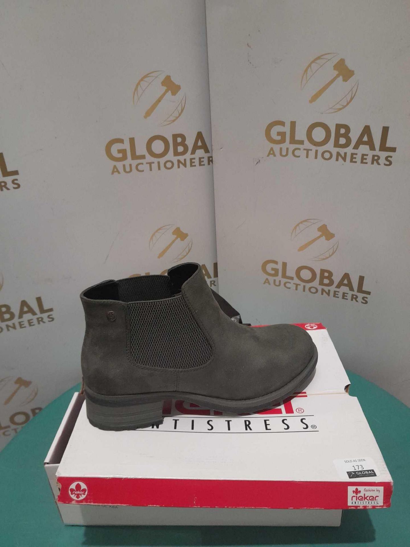 RRP £60 Boxed Rieker Chelsea Ankle Boot In Uk Size 7 - Image 2 of 2