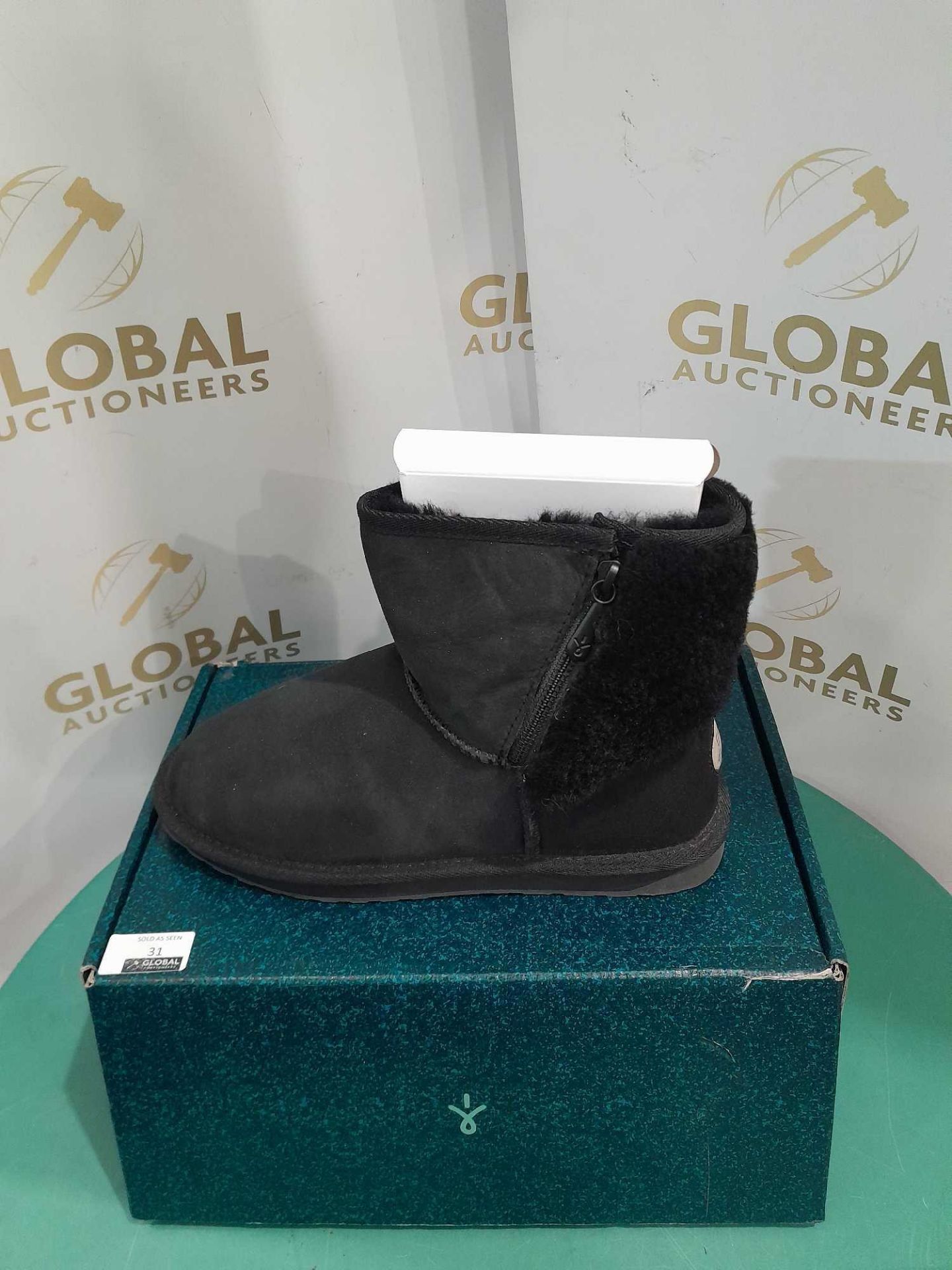 RRP £130 Boxed Pair Of Size 6 Outlet Emu Originals Wheaton Mini Water Resistant Boot - Image 2 of 2