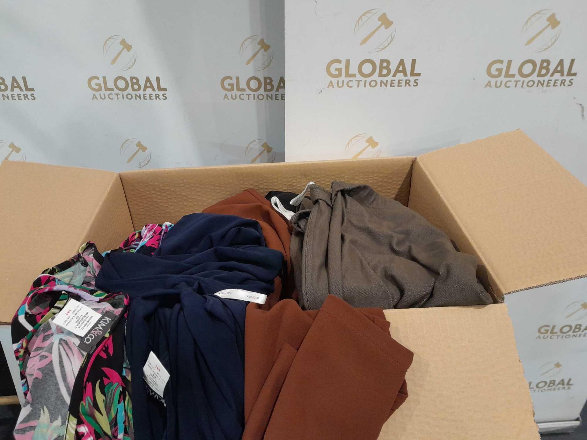 RRP £300 Boxed Assorted Women's Clothes Such As Blouses Jumpers And More
