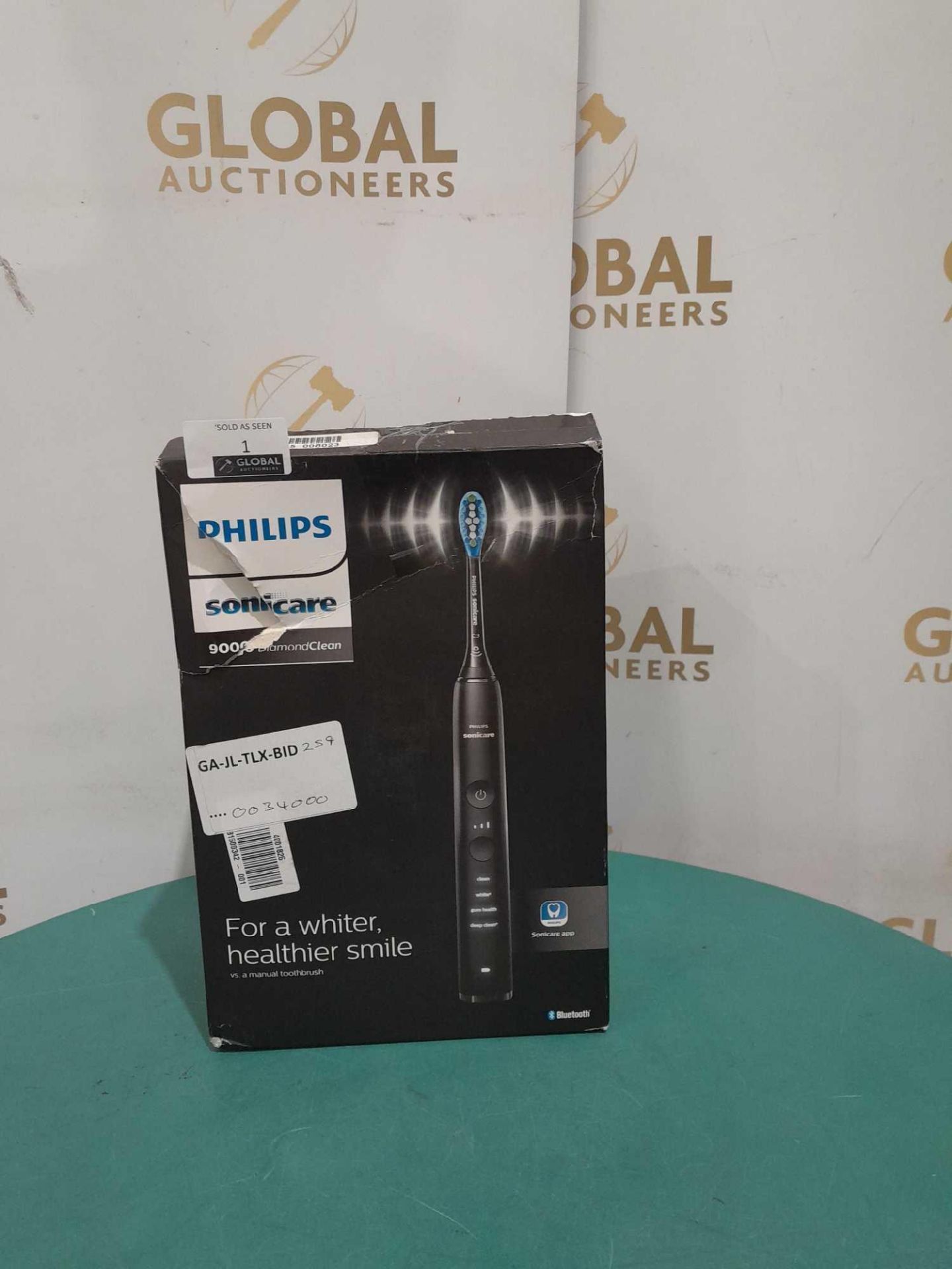 RRP £340 Boxed Philips Sonicare 9000 Diamond Clean Electric Toothbrush - Image 2 of 2