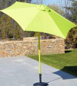 RRP £70 Boxed Nova Outdoor Crank And Tilt Antigua 2.7M Round Parasol