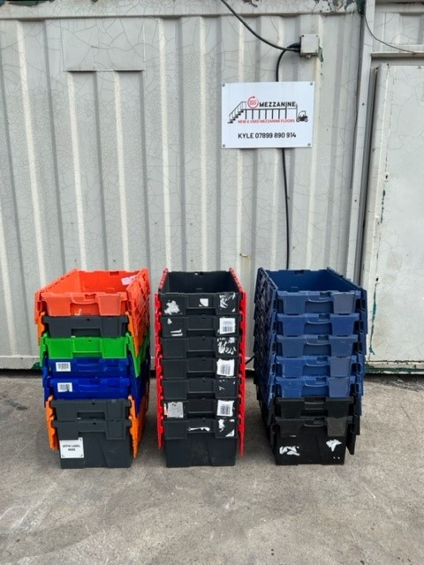 £18 10Xplastic Tote Boxes Overall Length: 600Mm Overall Width: 430Mm Overall Height: 320Mm Inside