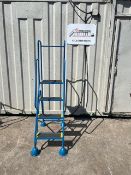 RRP £420 Warehouse Ladders Small Dome Feet Blue Set. Height To Top Set: 1000Mm, Overall Height: