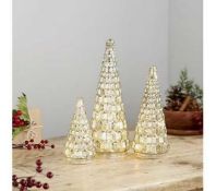 RRP £160 Lot To Contain 4 Boxed Alison Cork Set Of 3 Mercury Glass Trees