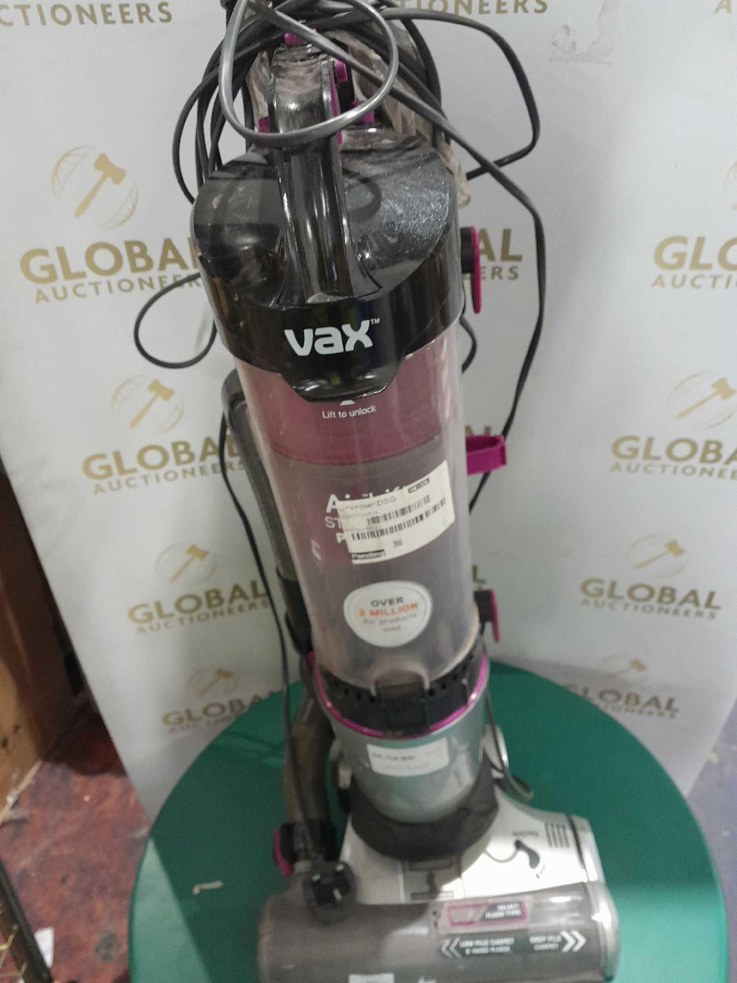 RRP £130 Vax Low Pile Carpet Steerable Upright Vacuum Cleaner - Image 2 of 2
