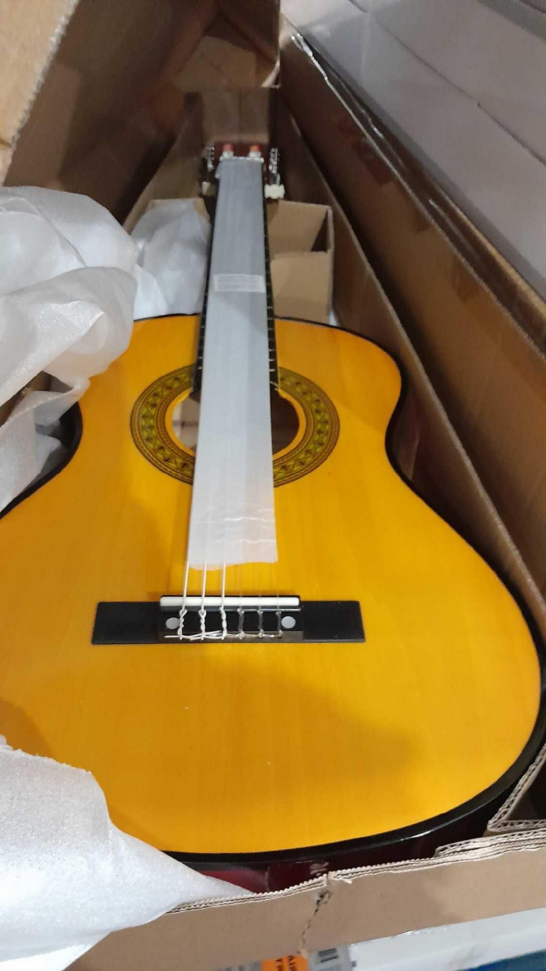 RRP £100 Boxed Martin Smith Full Size Acoustic Guitar And Accessories - Image 2 of 2