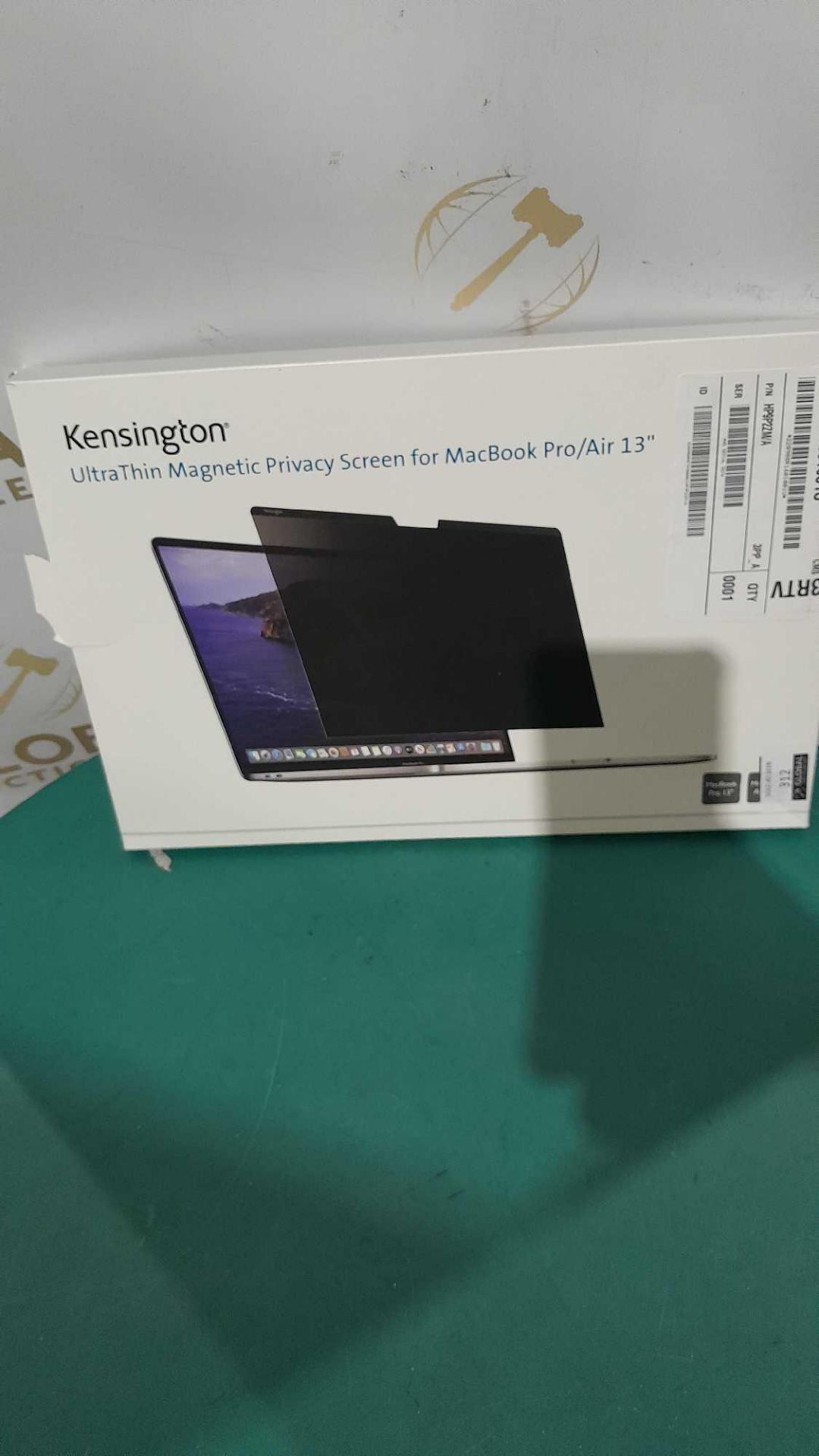 RRP £240 Lot To Contain 4 Boxed Kensington Ultra Thin Magnetic Privacy Screen For Macbook Pro/Air13 - Image 2 of 2