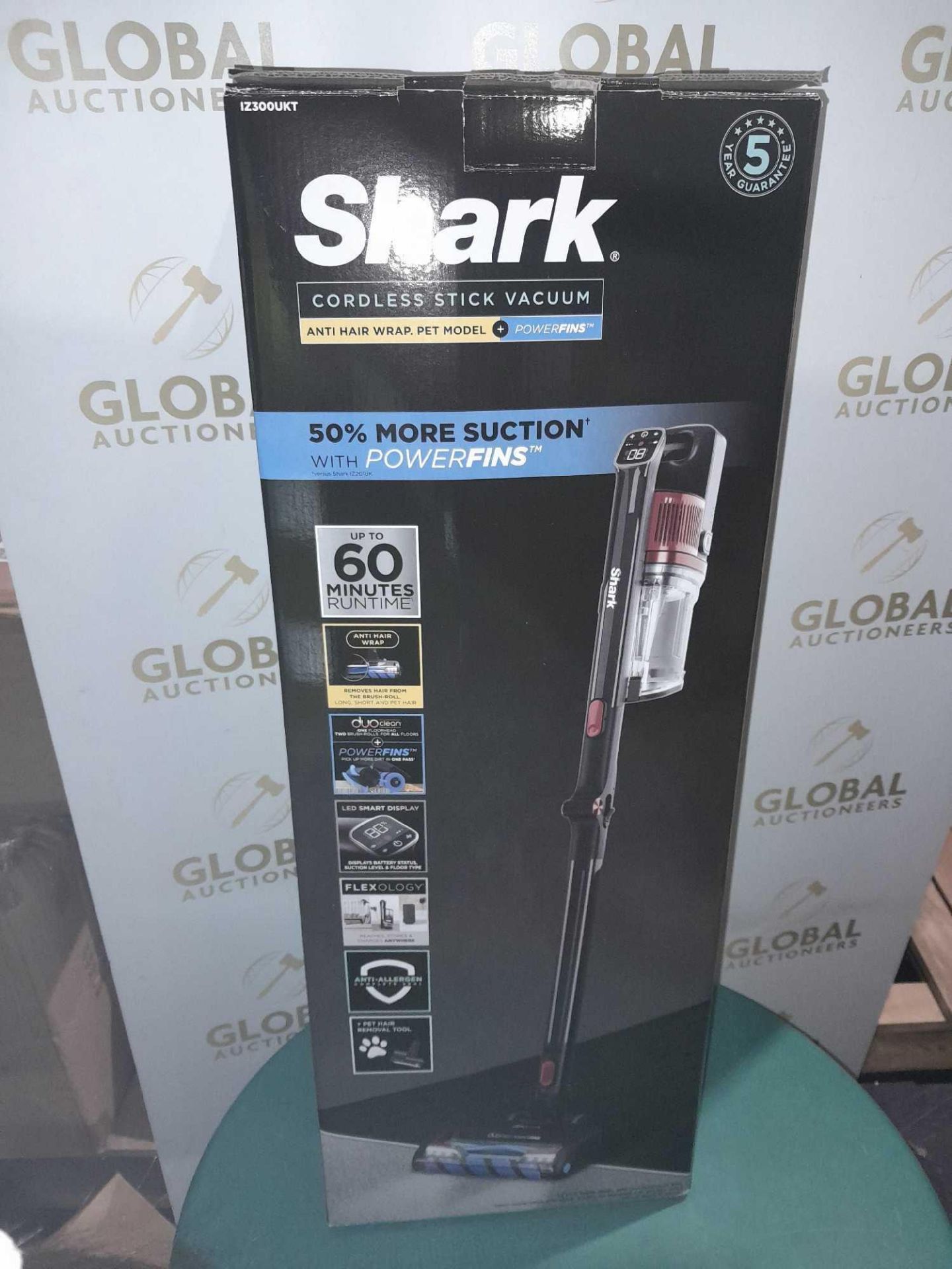 RRP £375 Boxed Shark Cordless Vacuum With Powerfins, Flexology & Trupet Iz300Ukt - Image 2 of 2