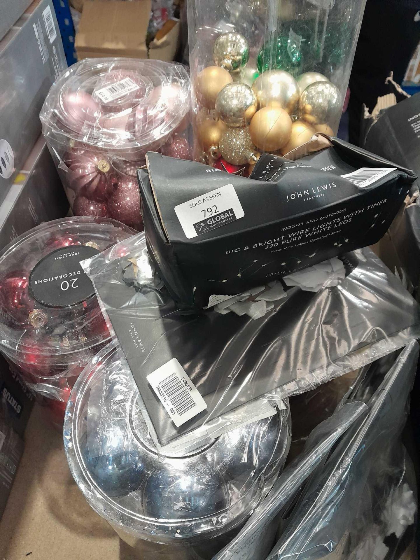 RRP £120 Lot To Contain Approx. 11 Packaged John Lewis Christmas Items Including Wire Lights With Ti - Image 2 of 2